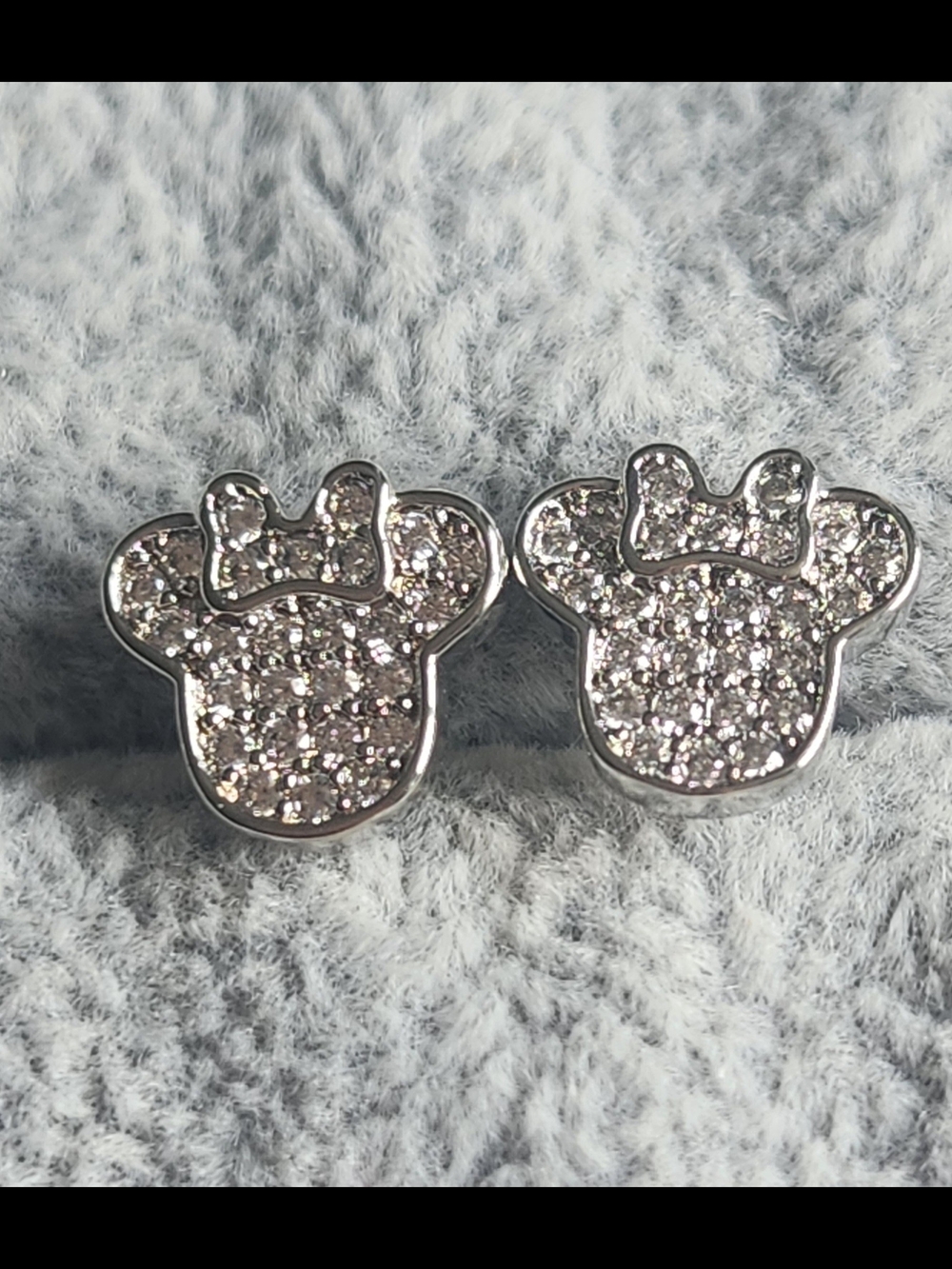 Crystal Minnie Mouse Stud Earrings - Silver Tone